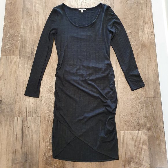Bodycon wrap dress in charcoal with ruching - Picture 4 of 9